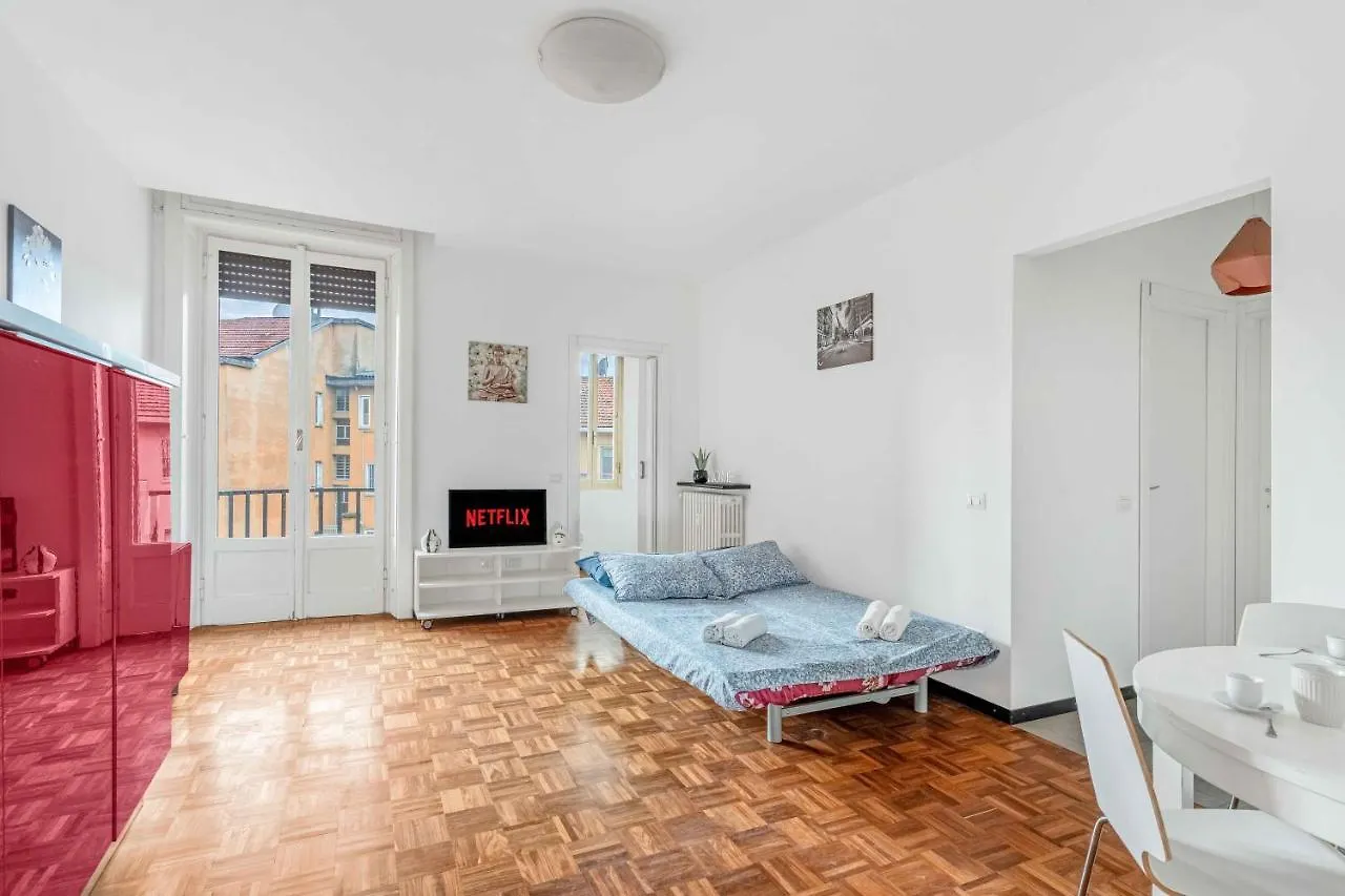 Mi8 -10 Minutes From The Duomo- Large Apartment Milano