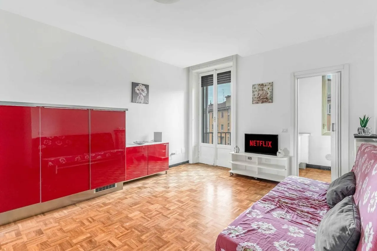 Mi8 -10 Minutes From The Duomo- Large Apartment Milano